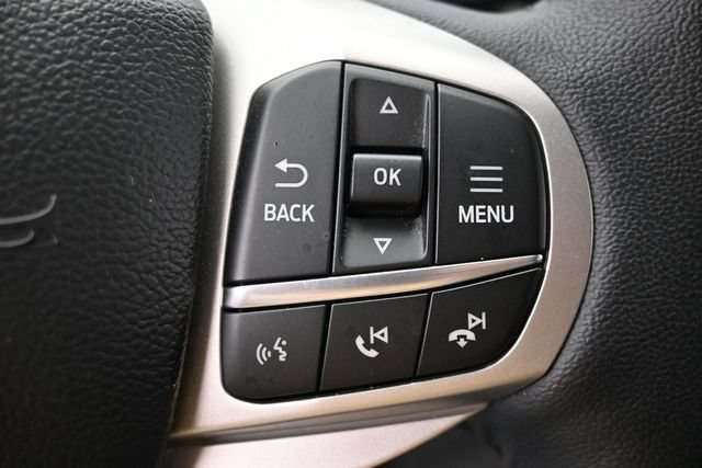 Certified 2024 Ford Explorer XLT w/ Equipment Group 202A AWD/4WD image 18
