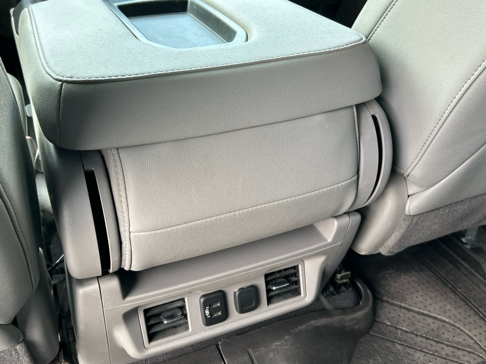 Used 2023 Chevrolet Silverado 3500 LTZ image 19