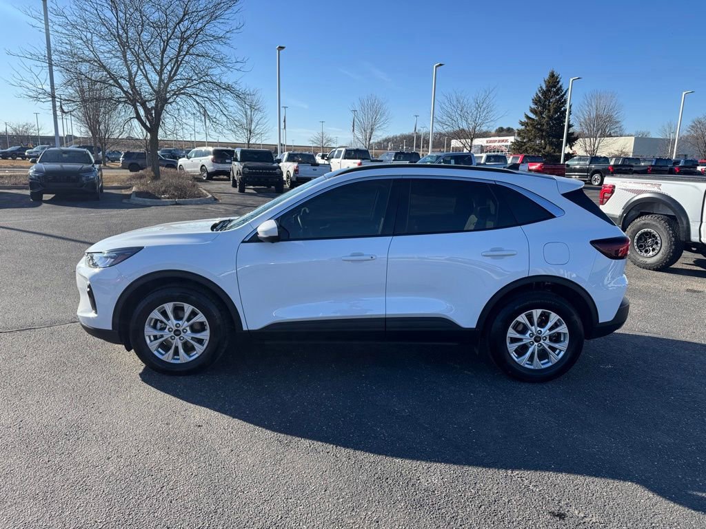 Certified 2023 Ford Escape Active w/ Tech Pack #2 image 4