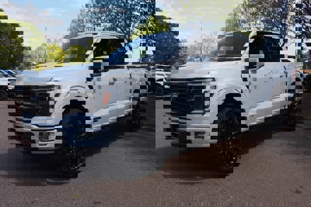 Certified 2025 Ford F150 Platinum w/ Equipment Group 702A High image 3