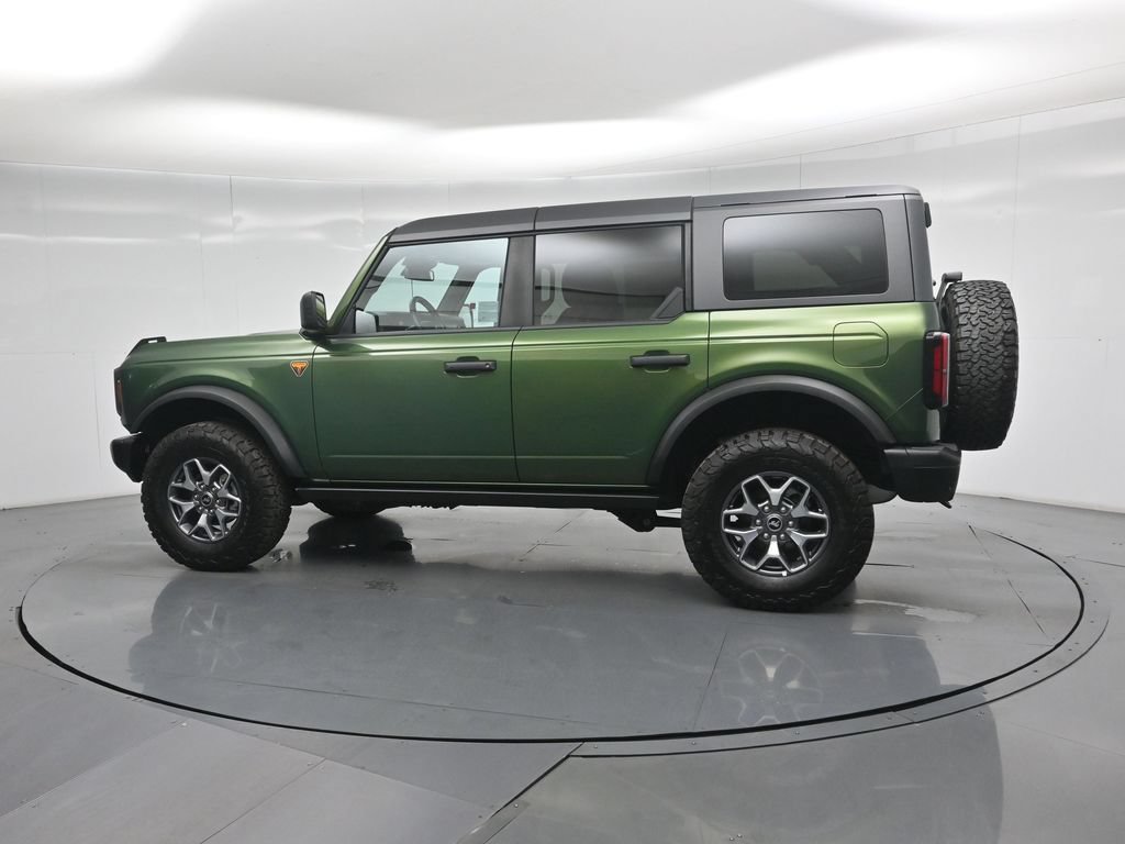 Certified 2025 Ford Bronco Badlands AWD/4WD image 6