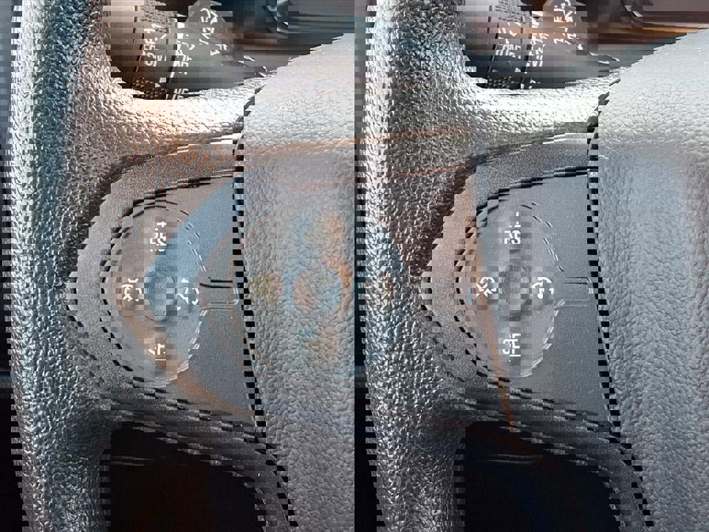 Used 2018 GMC Sierra 1500 4x4 Regular Cab w/ Sierra Convenience Package image 22