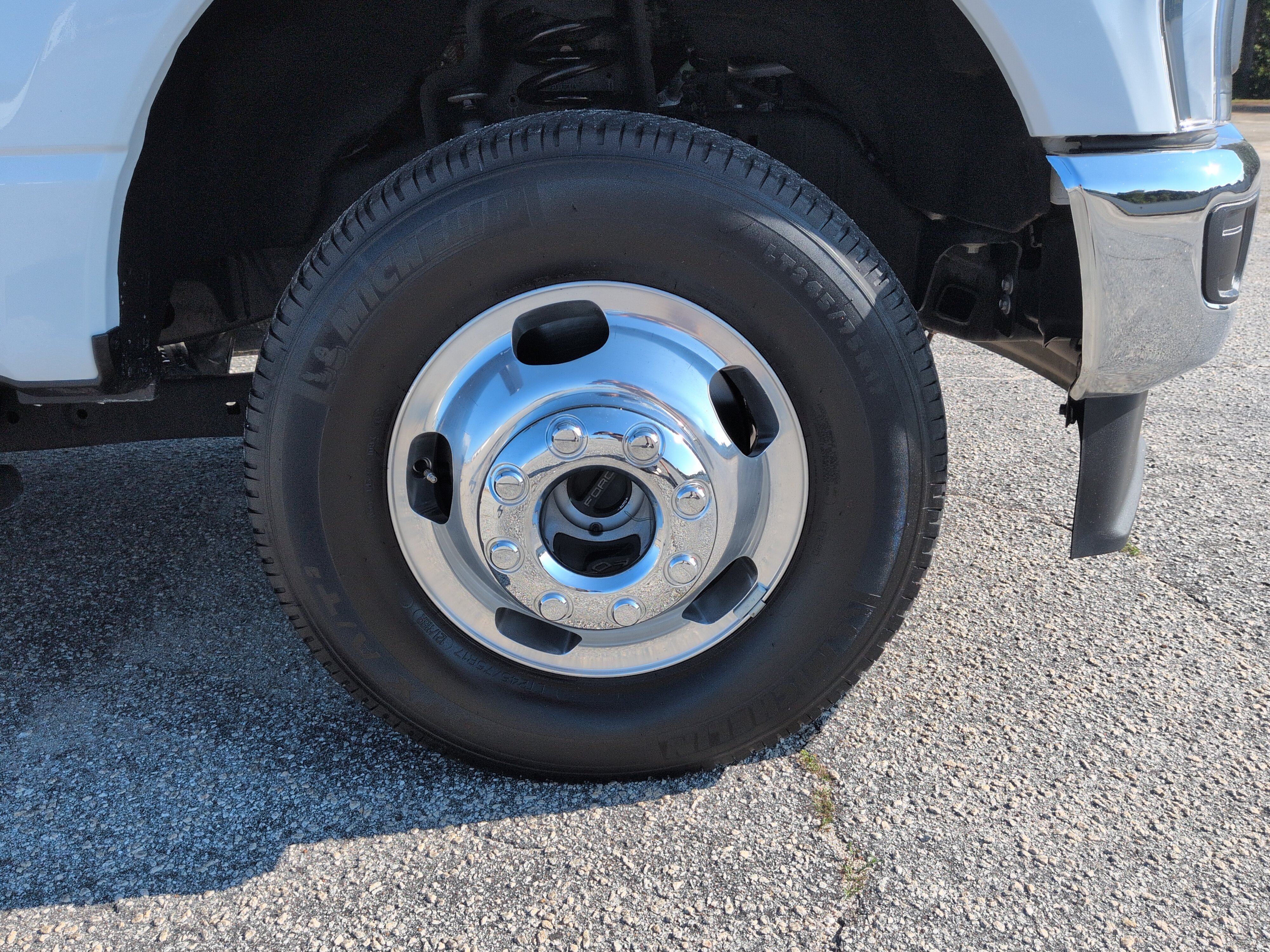 Certified 2025 Ford F350 XL w/ 360-Degree Camera Package AWD/4WD image 9
