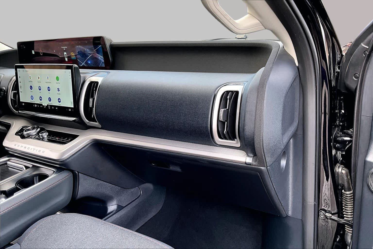 Certified 2025 Ford Expedition Active RWD image 19