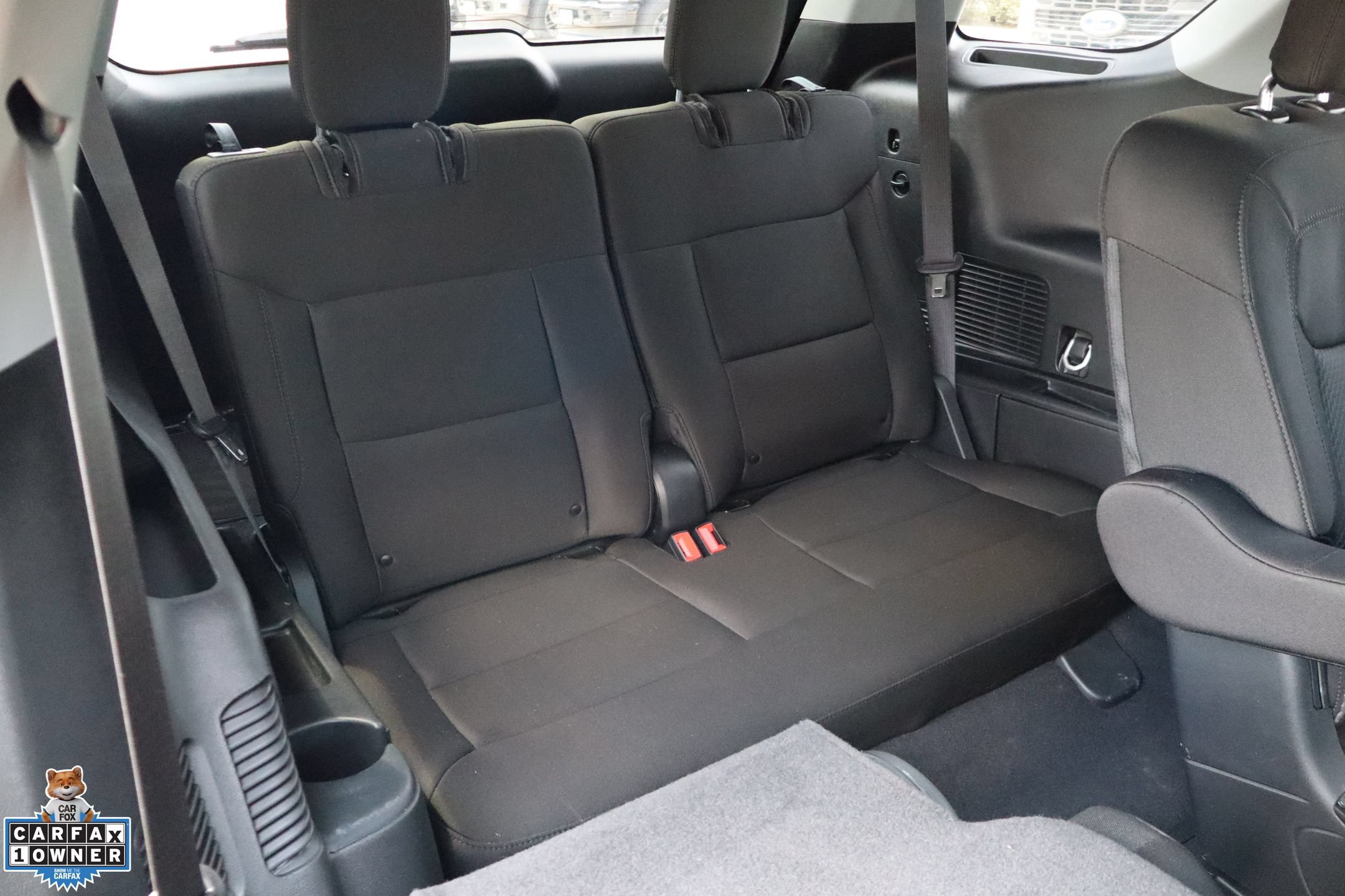 Certified 2024 Ford Explorer XLT RWD image 26