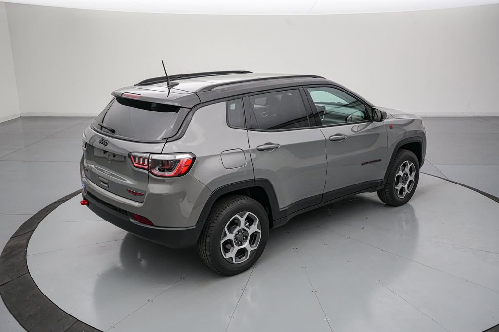 Used 2022 Jeep Compass Trailhawk w/ Sun and Sound Group AWD/4WD image 4