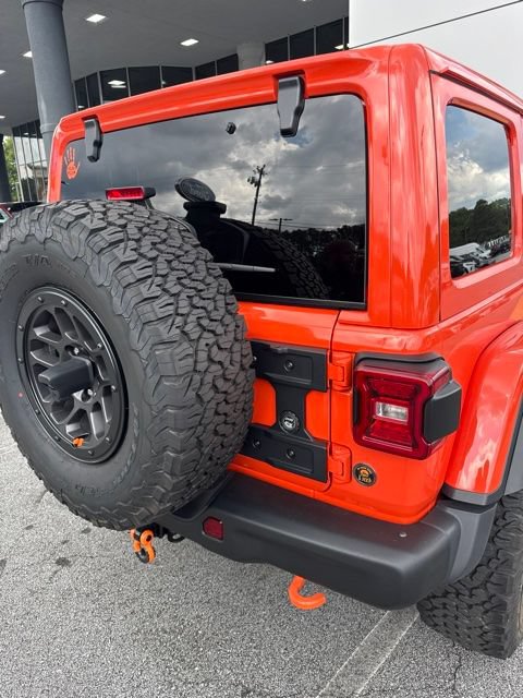 Used 2023 Jeep Wrangler Unlimited Rubicon w/ Xtreme 35 Tire Package AWD/4WD image 6