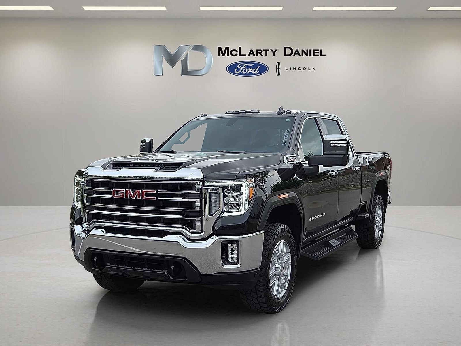 Used 2022 GMC Sierra 3500 SLT w/ SLT Convenience Package AWD/4WD video 2