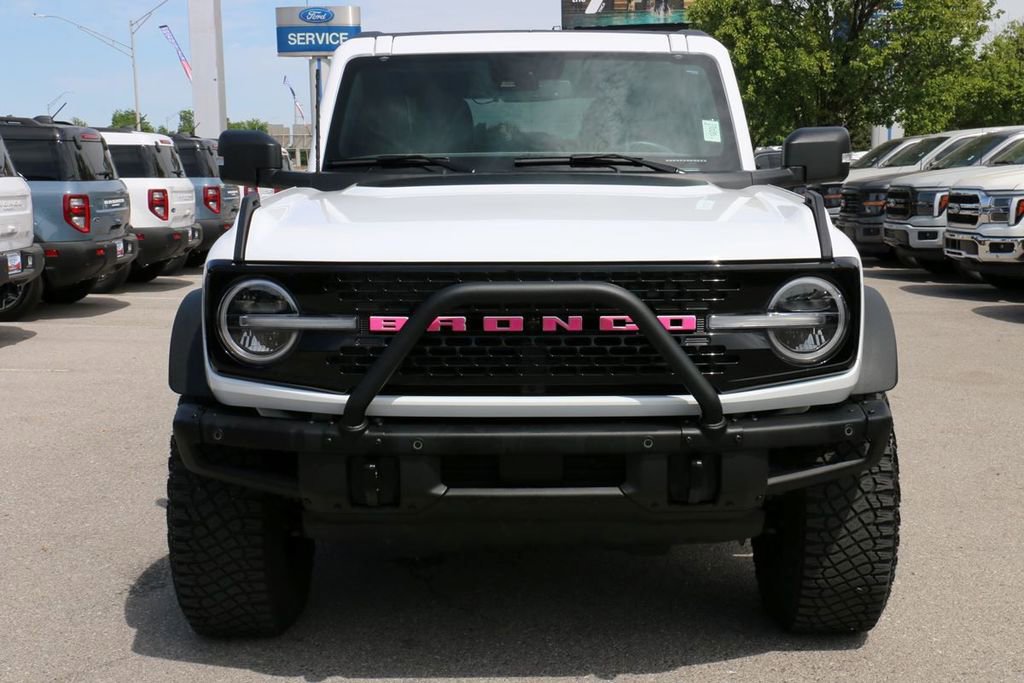Certified 2024 Ford Bronco Wildtrak AWD/4WD image 3