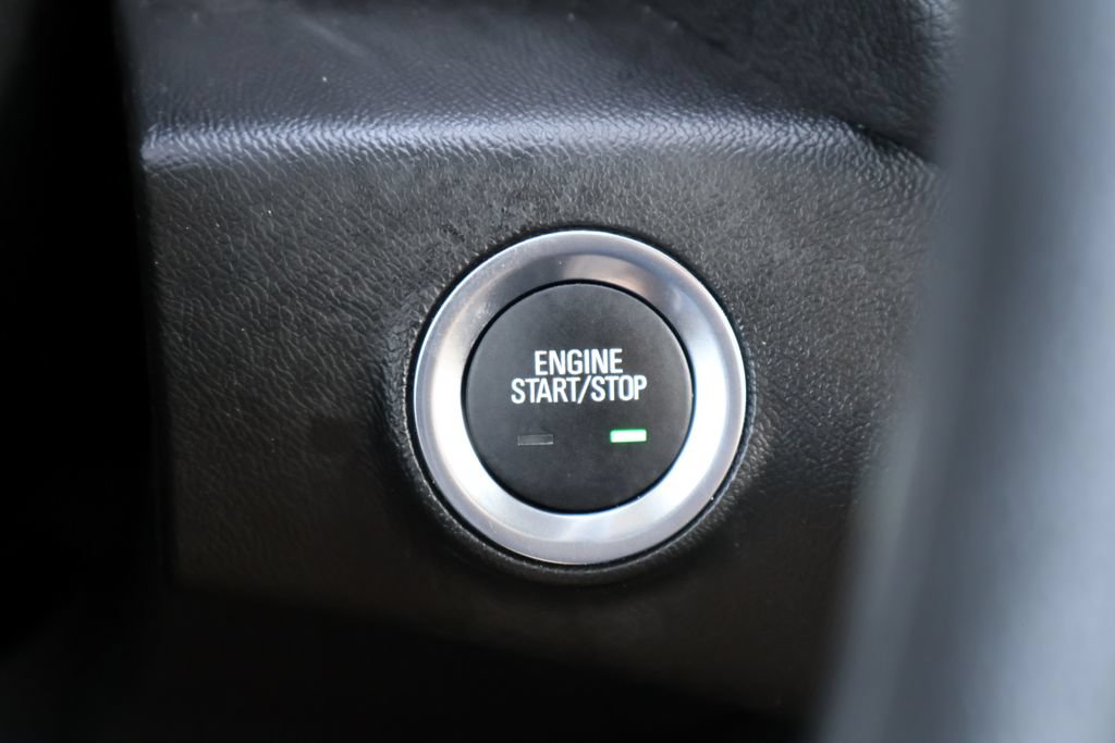 Used 2023 GMC Terrain SLE w/ Driver Convenience Package FWD image 10