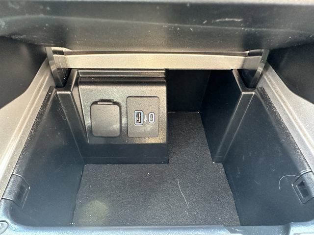 Certified 2023 Ford Explorer XLT w/ Equipment Group 202A image 25