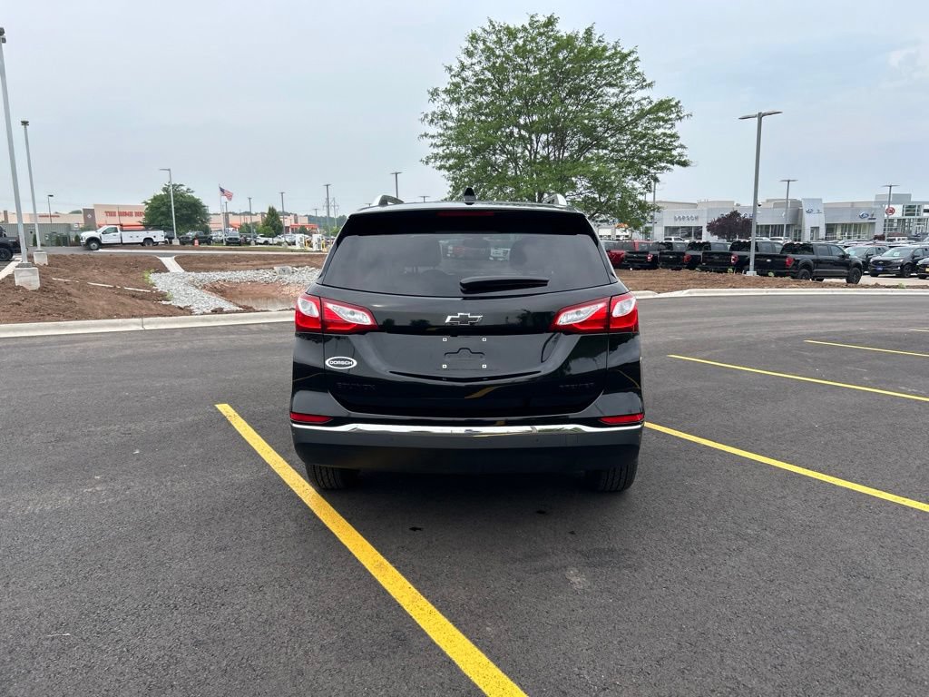 Used 2018 Chevrolet Equinox Premier FWD image 8