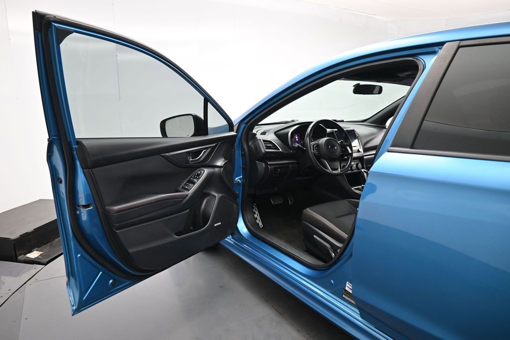 Used 2018 Subaru Impreza 2.0i Sport w/ Popular Package #2 AWD/4WD image 9
