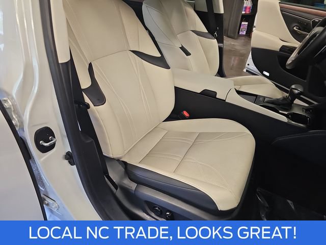 Used 2024 Lexus ES 350 Ultra Luxury w/ Accessory Package (Z2) FWD image 10