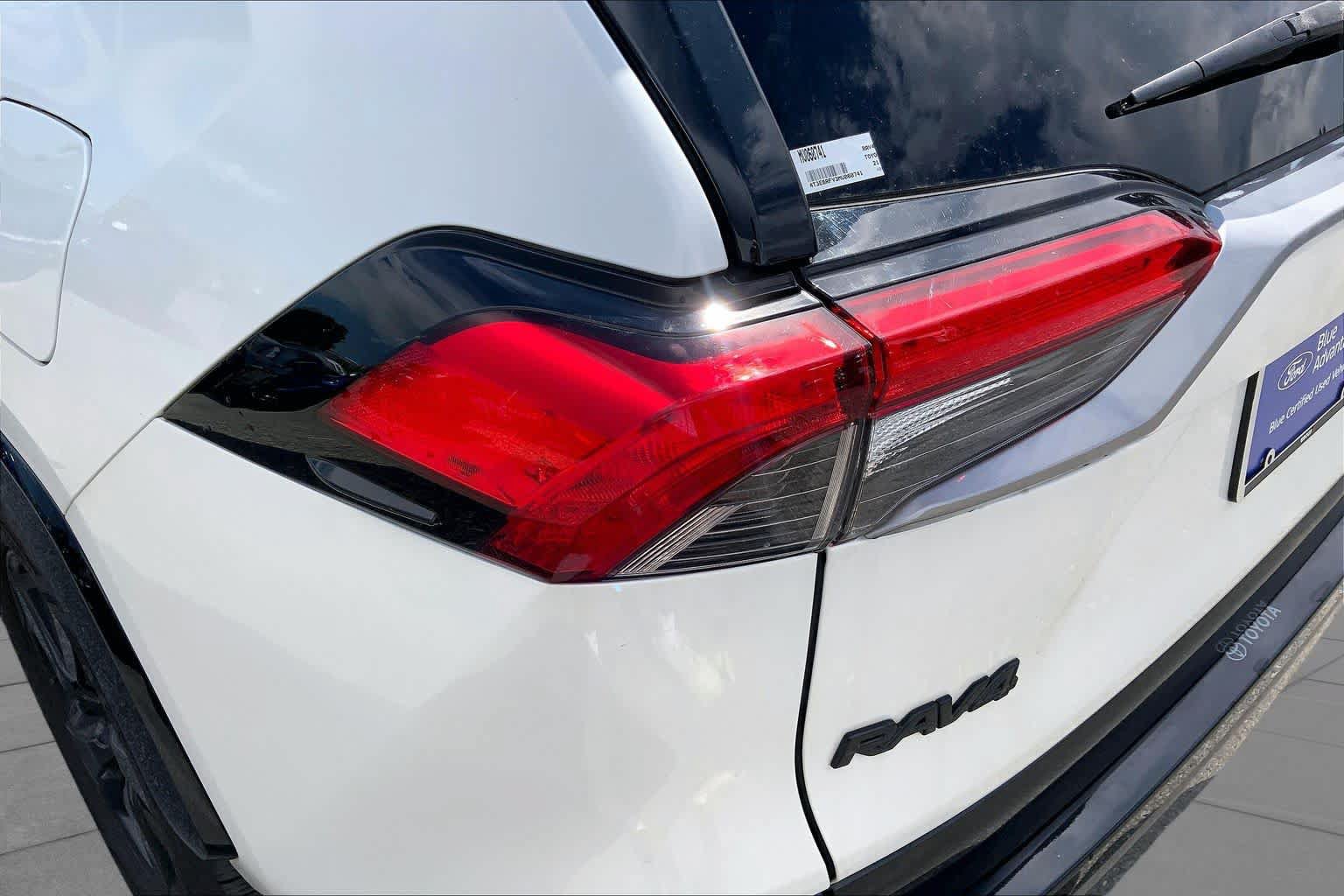 Used 2021 Toyota RAV4 XSE AWD/4WD image 29