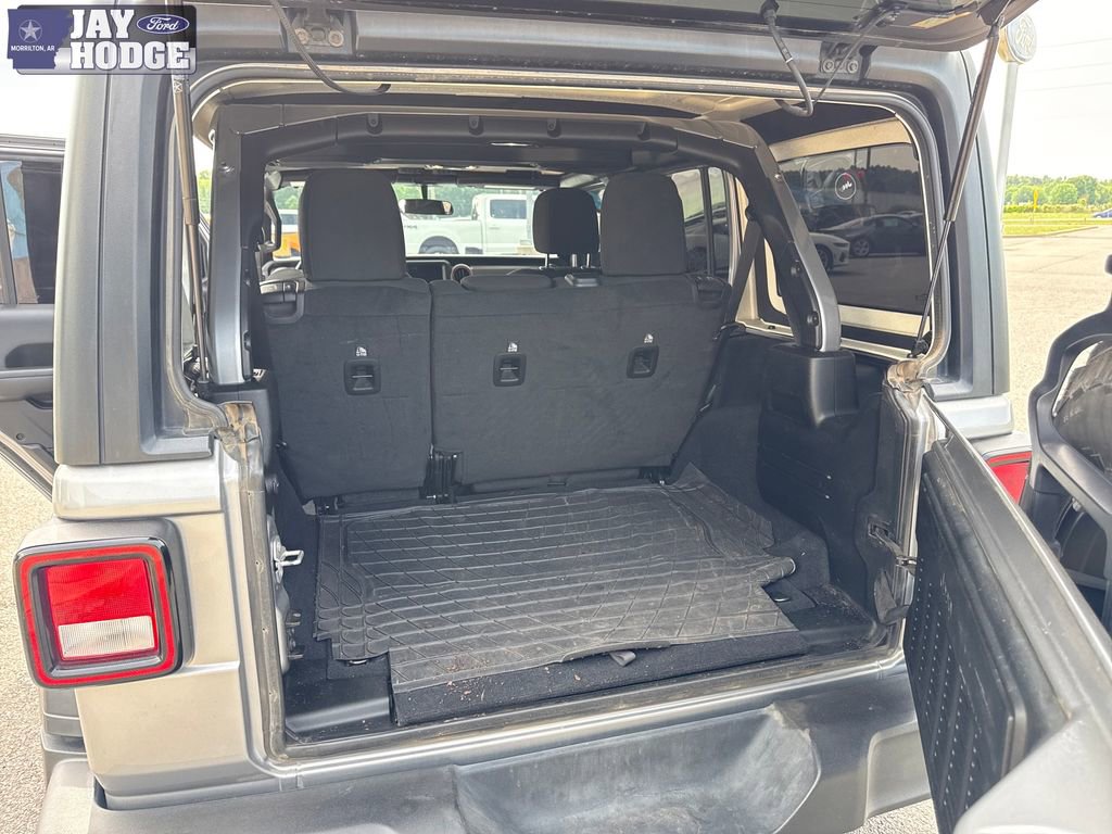 Used 2020 Jeep Wrangler Unlimited Sport AWD/4WD image 31