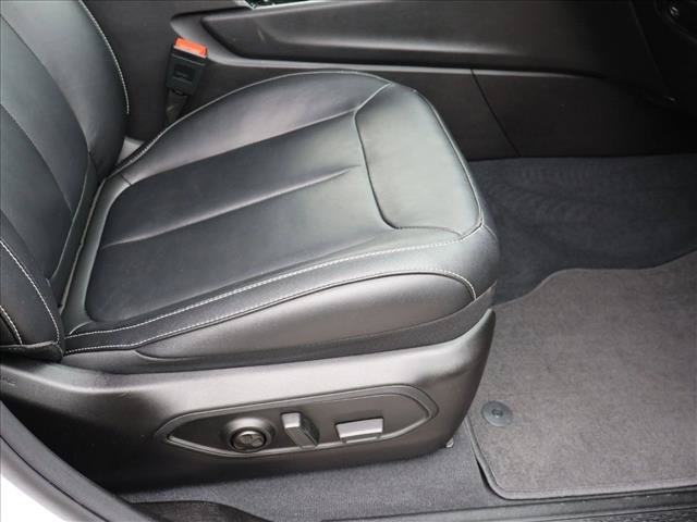 Used 2023 Jeep Grand Cherokee Limited AWD/4WD image 28