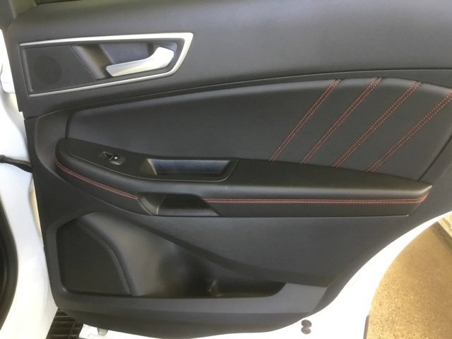 Certified 2024 Ford Edge ST-Line AWD/4WD image 10