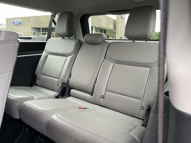 Certified 2025 Ford Expedition Max Active AWD/4WD image 13