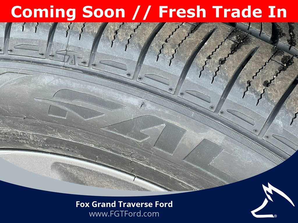 Certified 2023 Ford Explorer XLT w/ Equipment Group 202A image 9