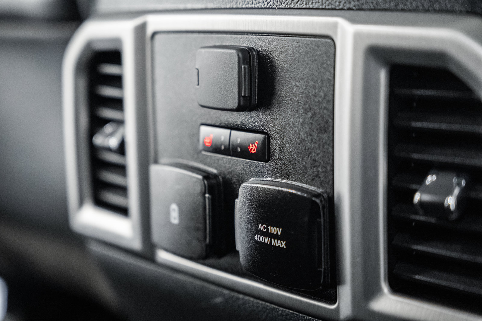 Certified 2022 Ford F250 Platinum AWD/4WD image 35