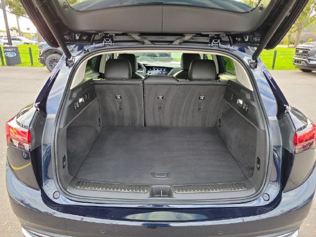 Used 2021 Buick Envision Essence AWD/4WD image 33