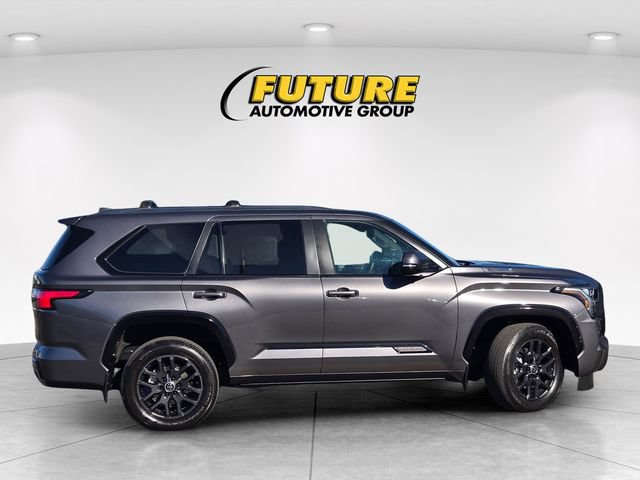 Used 2024 Toyota Sequoia Platinum AWD/4WD image 3