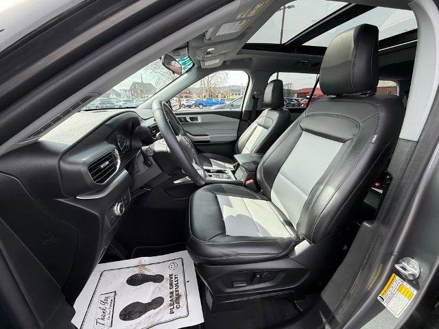 Certified 2022 Ford Explorer XLT w/ Equipment Group 202A image 14