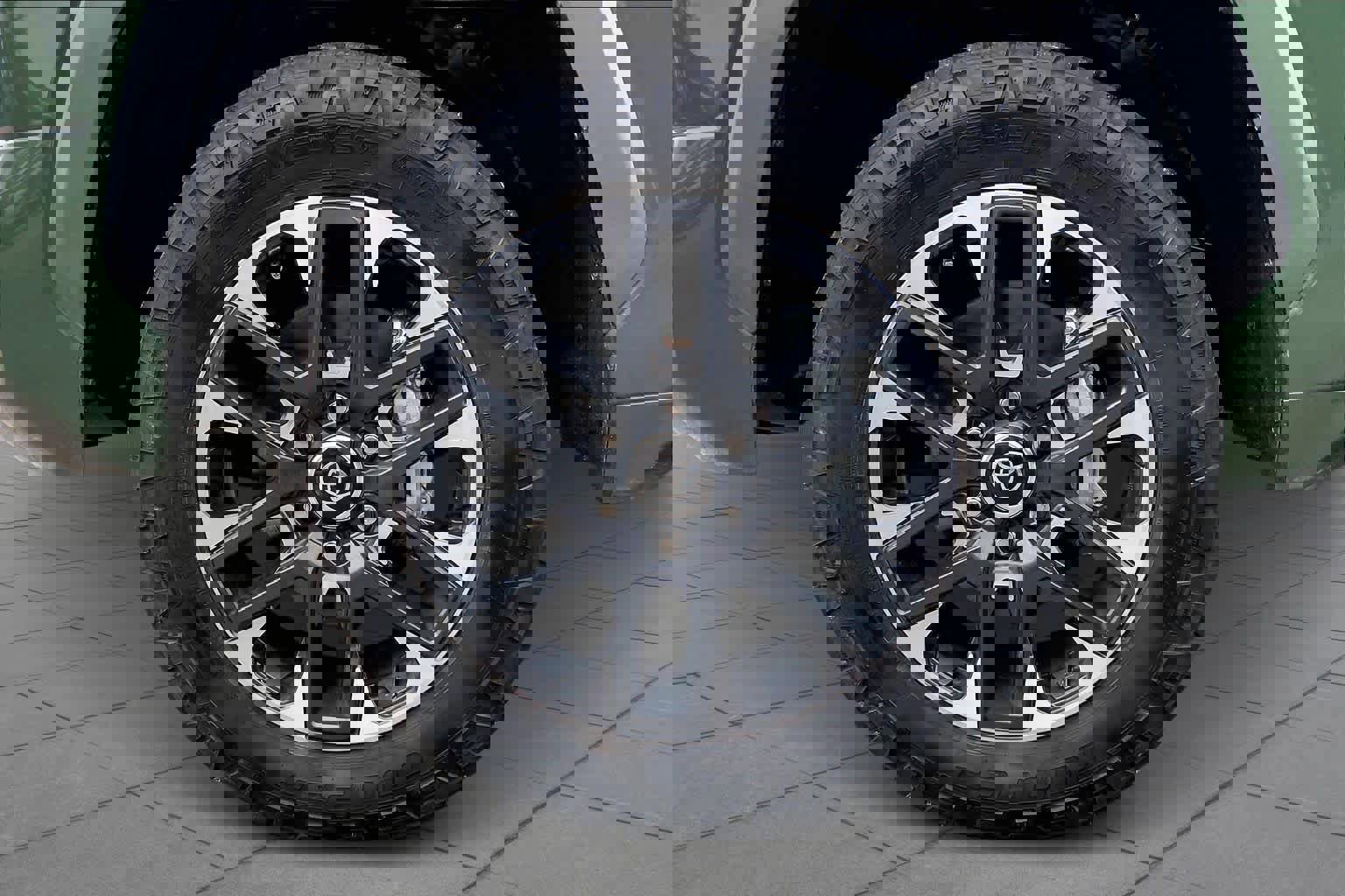 Used 2023 Toyota Tundra Limited image 10