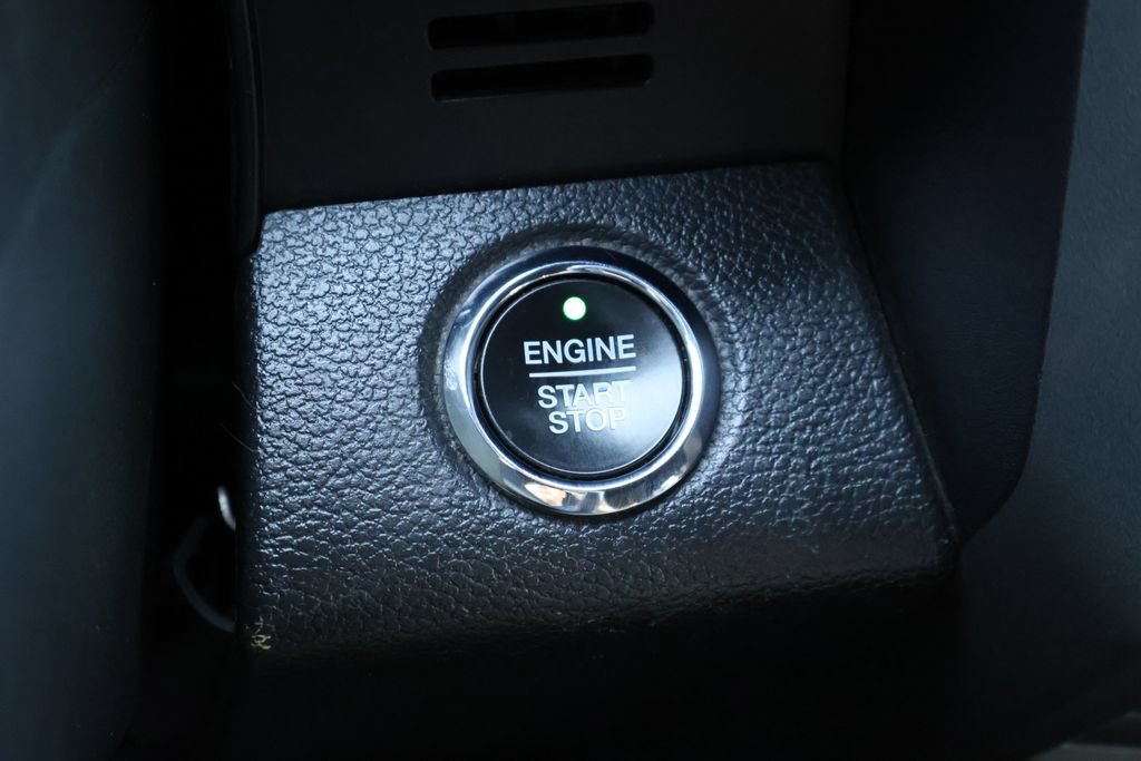 Certified 2020 Ford Expedition XLT w/ Equipment Group 202A RWD image 11