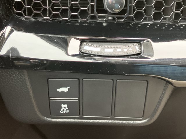 Used 2025 Honda CR-V EX-L image 23