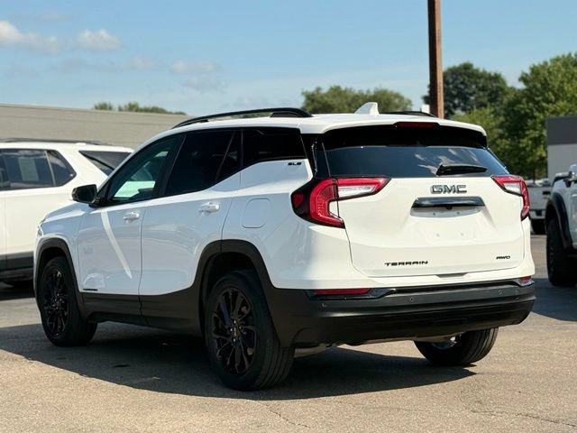 Used 2024 GMC Terrain SLE w/ Driver Convenience Package AWD/4WD image 37