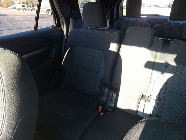 Certified 2019 Ford Explorer XLT w/ Class III Trailer Tow Package image 17