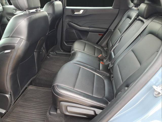 Certified 2025 Ford Escape Platinum FWD image 18