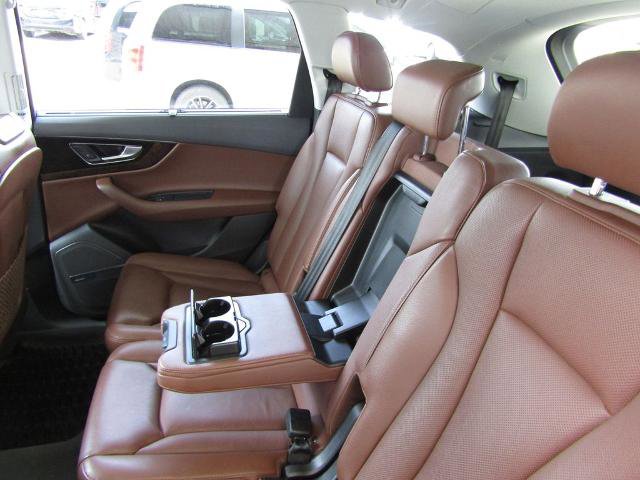Used 2019 Audi Q7 3.0T Prestige AWD/4WD image 34