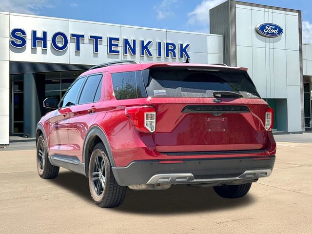 Certified 2021 Ford Explorer XLT w/ Equipment Group 202A RWD image 5