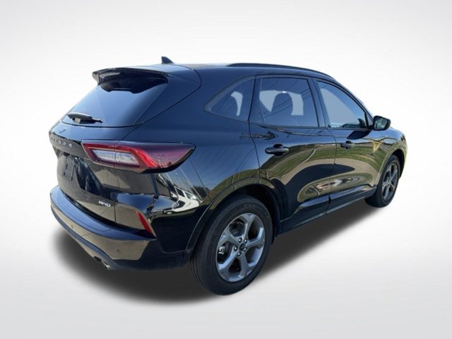 Certified 2023 Ford Escape ST-Line w/ Tech Pack #1 AWD/4WD image 8