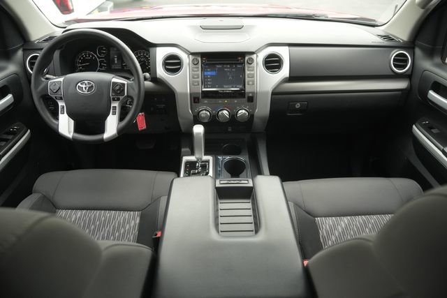 Used 2018 Toyota Tundra SR5 w/ SR5 Upgrade Package image 20