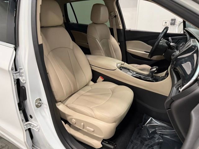 Used 2017 Buick Envision Essence AWD/4WD image 37
