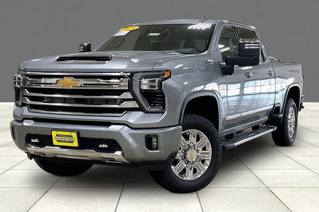 Used 2024 Chevrolet Silverado 2500 High Country w/ Z71 Off-Road Package AWD/4WD image 2