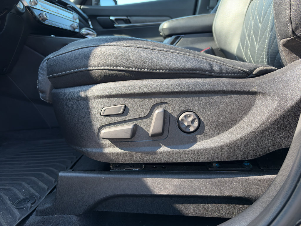 Used 2025 Kia Telluride SX X-Line AWD/4WD image 12