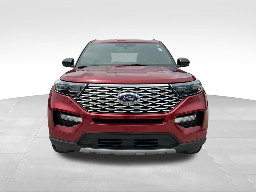 Certified 2023 Ford Explorer Platinum w/ Technology Package AWD/4WD image 16