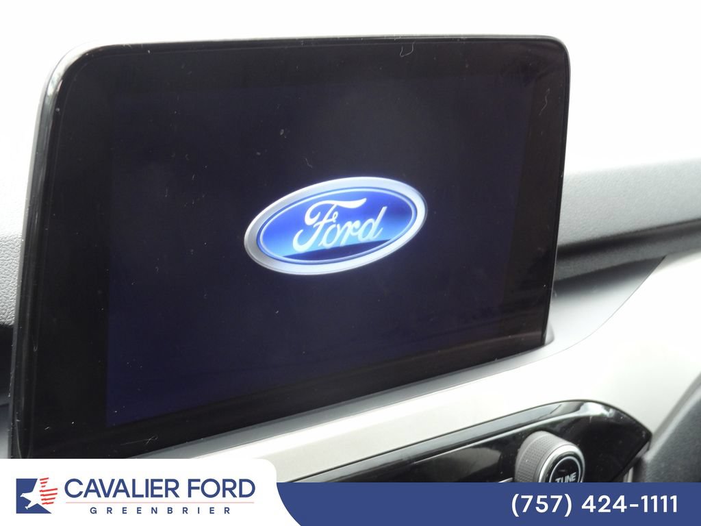Certified 2022 Ford Escape SEL w/ Technology Package AWD/4WD image 8