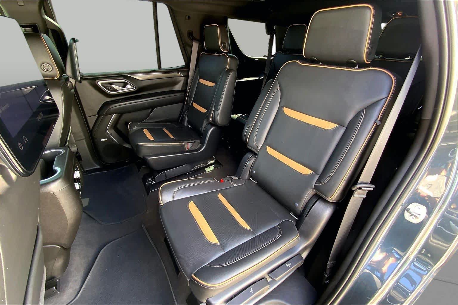 Used 2021 GMC Yukon AT4 w/ AT4 Premium Plus Package AWD/4WD image 39