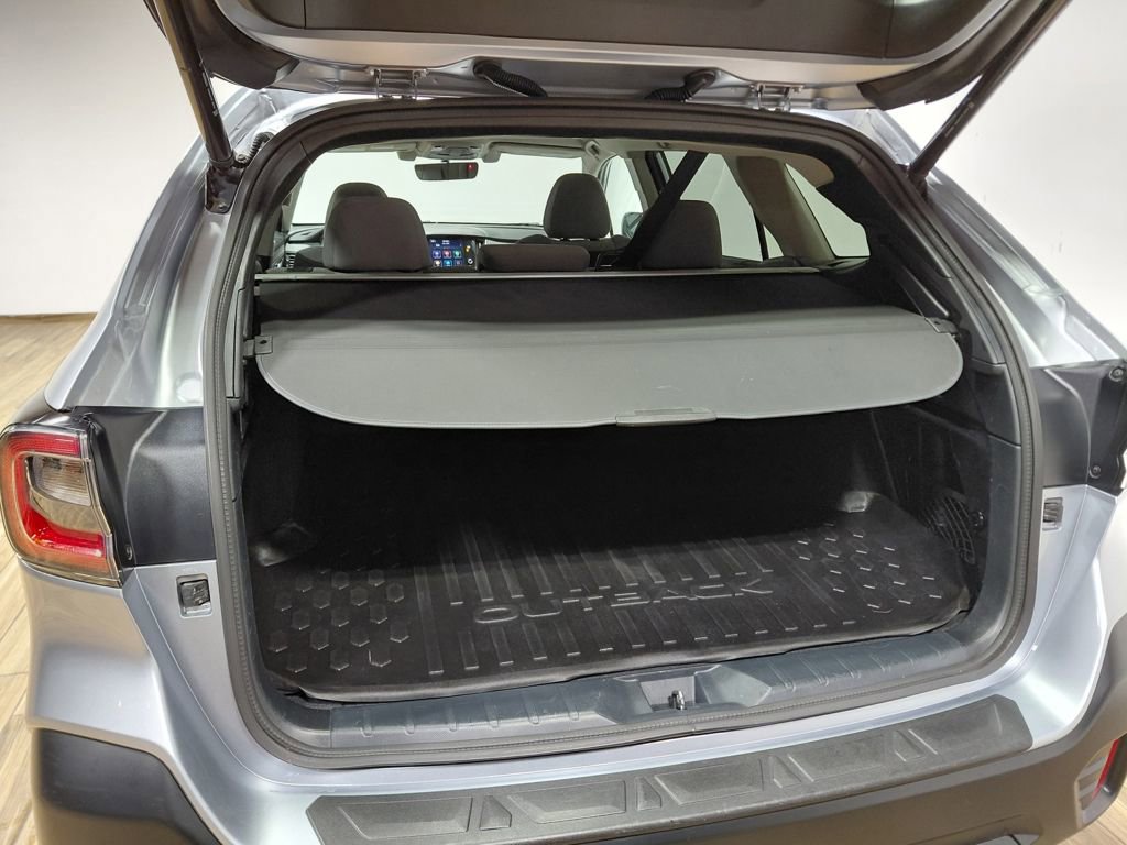 Used 2022 Subaru Outback Premium w/ Popular Package #1 AWD/4WD image 39