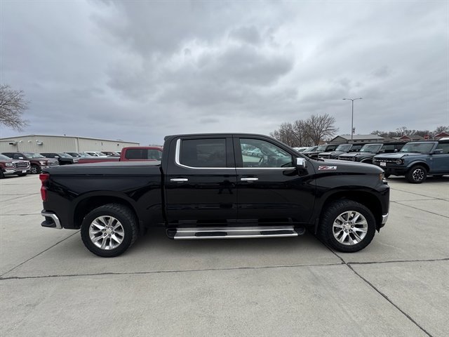 Used 2021 Chevrolet Silverado 1500 LTZ image 6