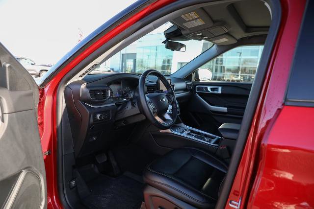 Certified 2021 Ford Explorer XLT w/ Equipment Group 202A image 24
