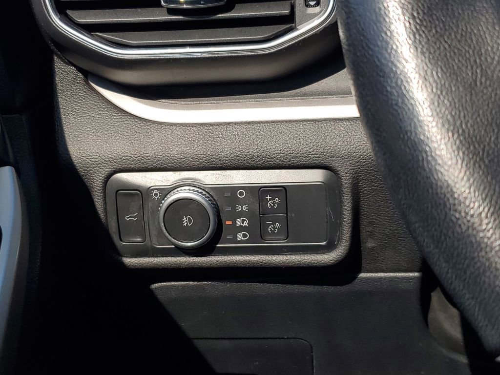 Certified 2022 Ford Explorer XLT w/ Equipment Group 202A image 12