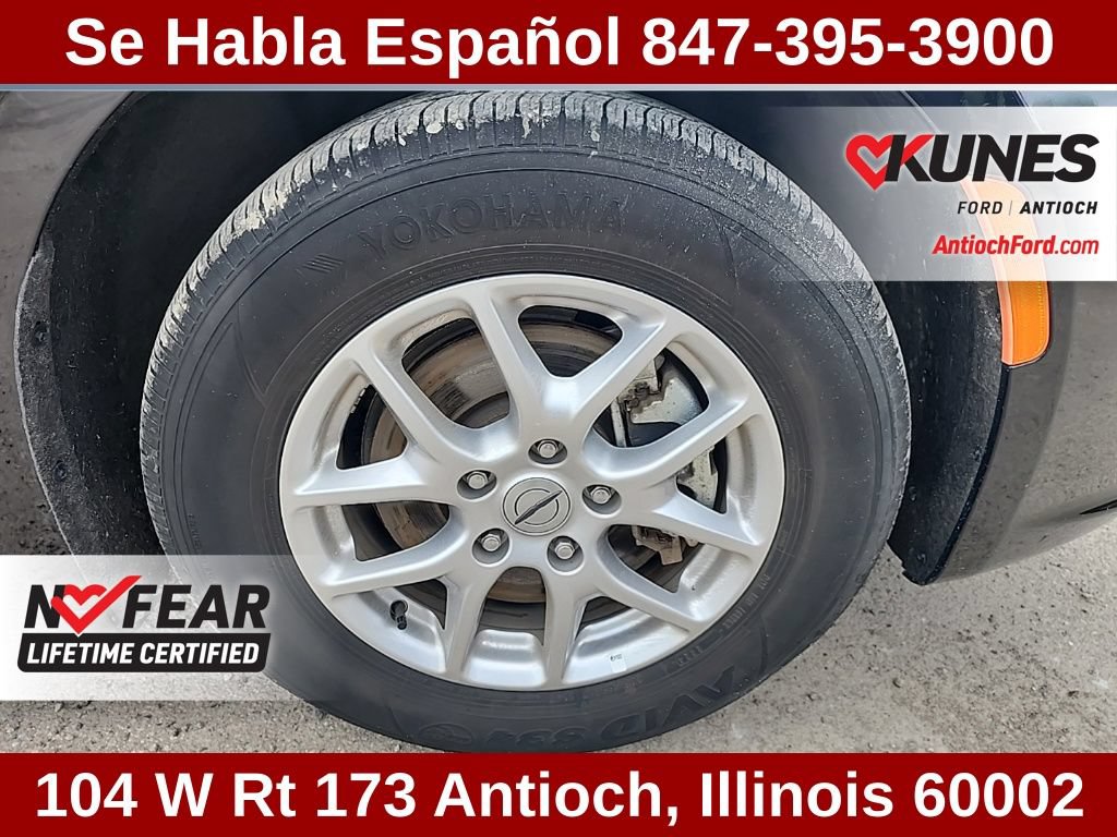 Used 2025 Chrysler Pacifica Select FWD image 17