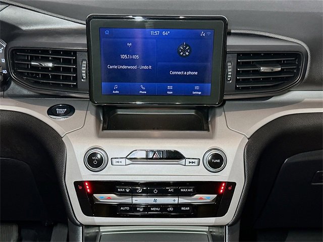 Certified 2023 Ford Explorer XLT w/ Class IV Trailer Tow Package image 12